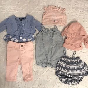 Lot of 0-3 baby gap summer clothes - 8 items
